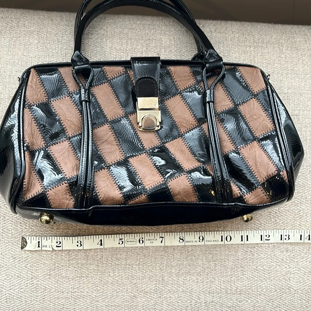 Vintage Black patent and brown patterned handbag in great condition